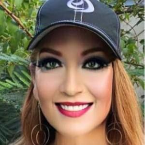 Meet your Posher, Bettina